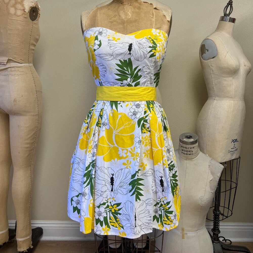 NWOT Deadstock 2000s Floral Strapless Dress Medium